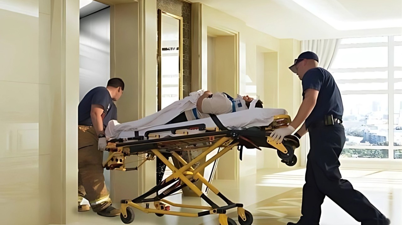Hospital Lift Image